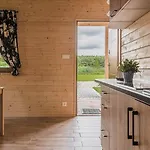 Vakantiehuis Summer House By The Sea With Bbq Świerzno