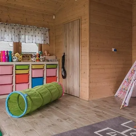 Summer House By The Sea With Bbq Świerzno