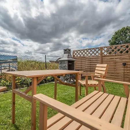 Prázdninový dům Summer House By The Sea With Bbq Świerzno