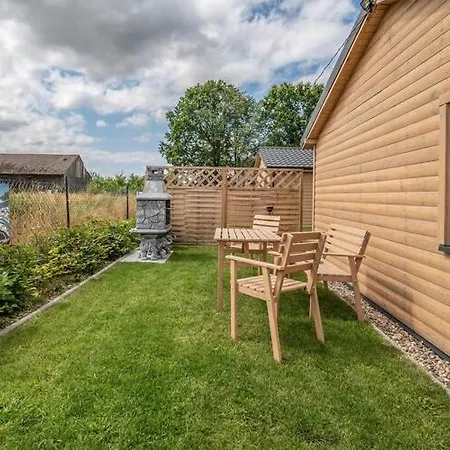 Summer House By The Sea With Bbq