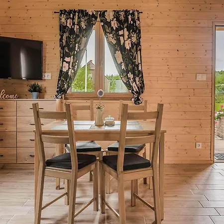 Summer House By The Sea With Bbq Nyaraló